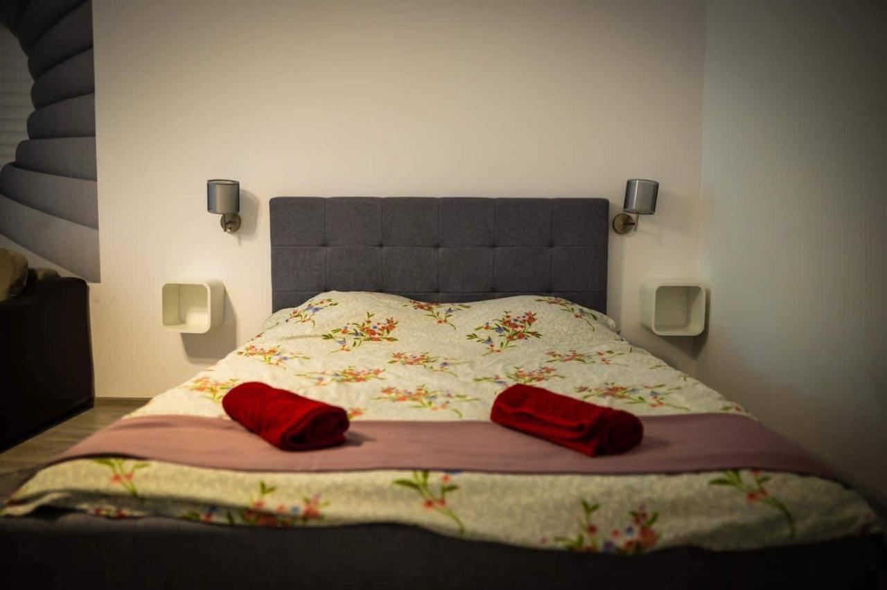 The Nest@Pinehouse Apartamento Braşov Exterior foto